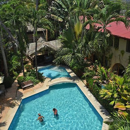 Hotel Canciones Del Mar - Beachfront Jaco Exterior photo