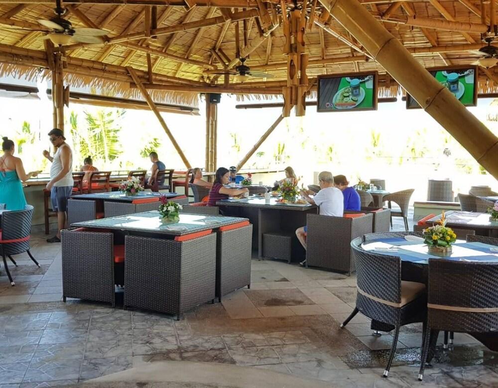 Hotel Canciones Del Mar - Beachfront Jaco Exterior photo