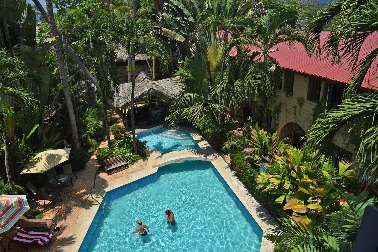 Hotel Canciones Del Mar - Beachfront Jaco Exterior photo
