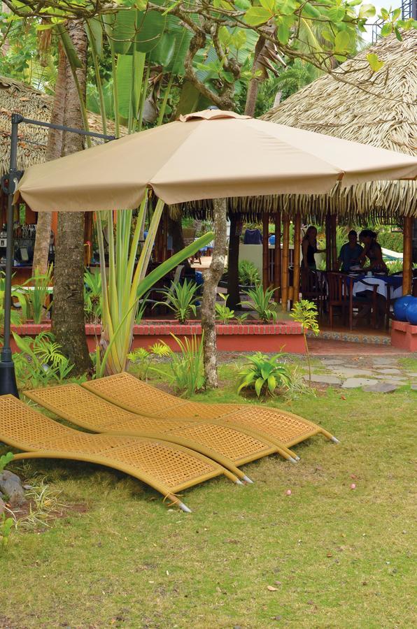 Hotel Canciones Del Mar - Beachfront Jaco Exterior photo