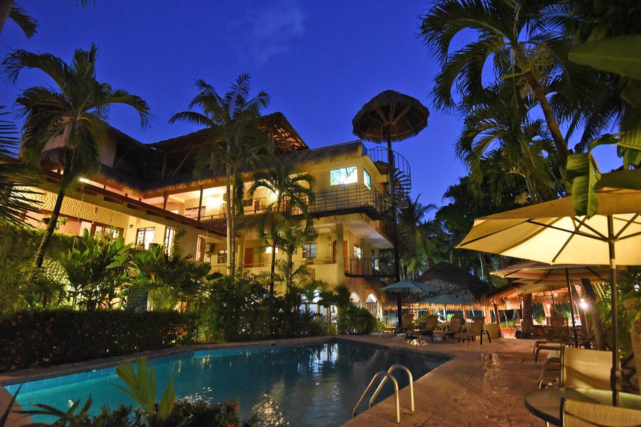 Hotel Canciones Del Mar - Beachfront Jaco Exterior photo