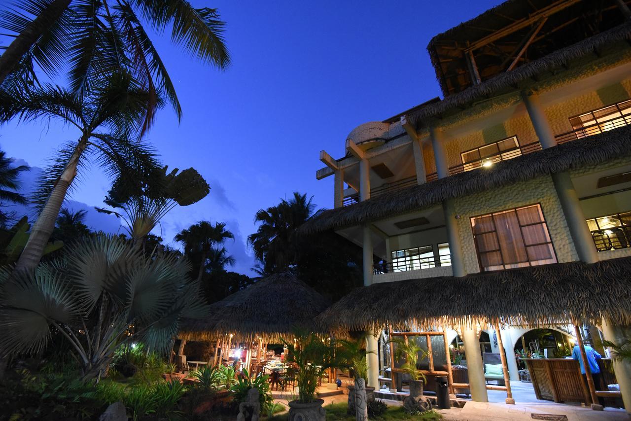 Hotel Canciones Del Mar - Beachfront Jaco Exterior photo
